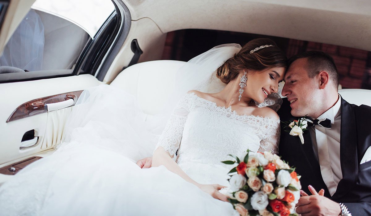 Top 10 Premium Wedding Cars for Your Dream Day. Check The Cars Before you Call Wedding Car Hire Company Today!